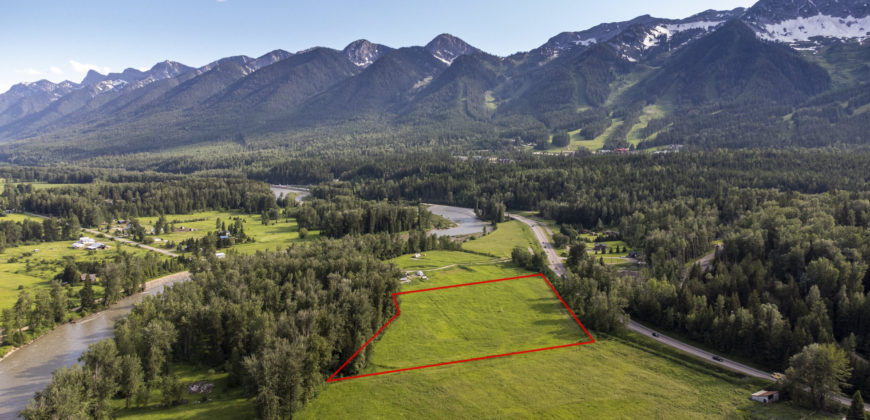 Lot 10 Highway 3, Fernie, British Columbia V0B 1M0