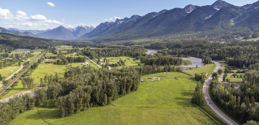 Lot 10 Highway 3, Fernie, British Columbia V0B 1M0